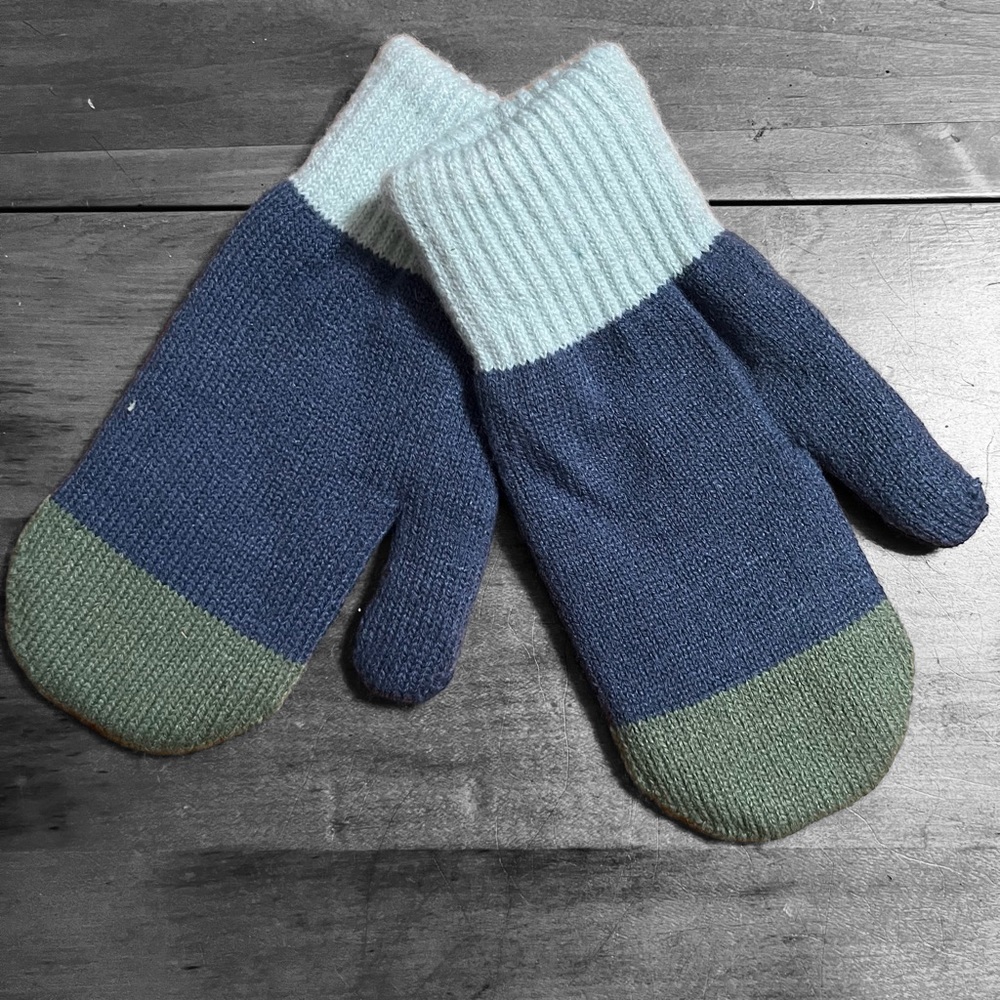 New Fleece Lined Adult Mittens OSFM